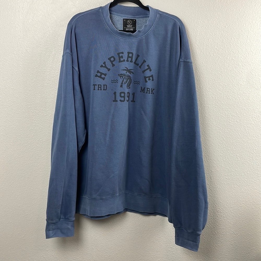 Hyperlite wake co vintage crew blue size sold out 2x